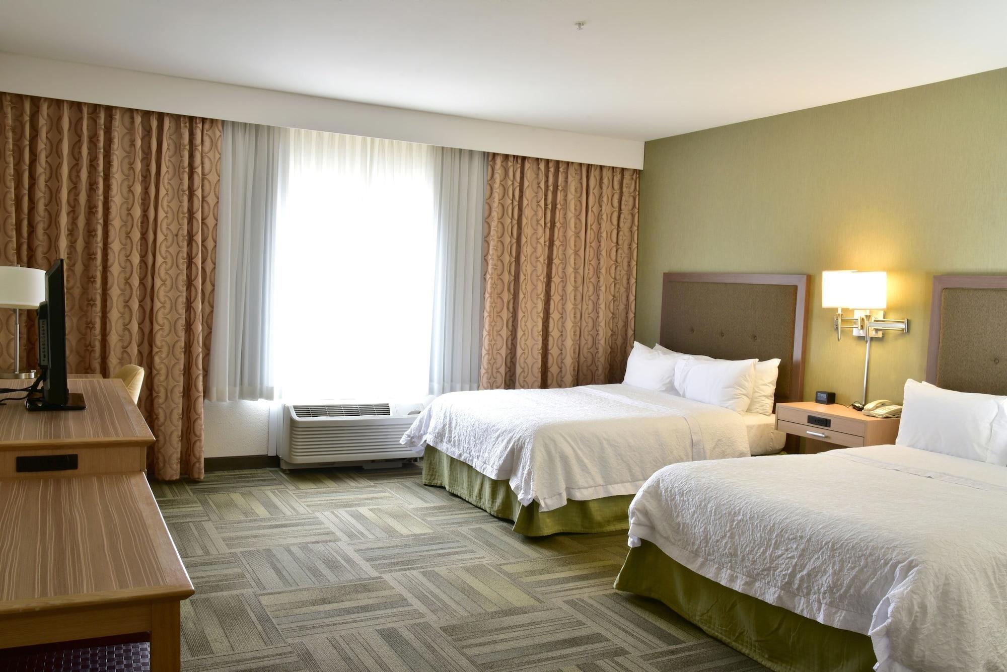 Hampton Inn Kalamazoo Buitenkant foto